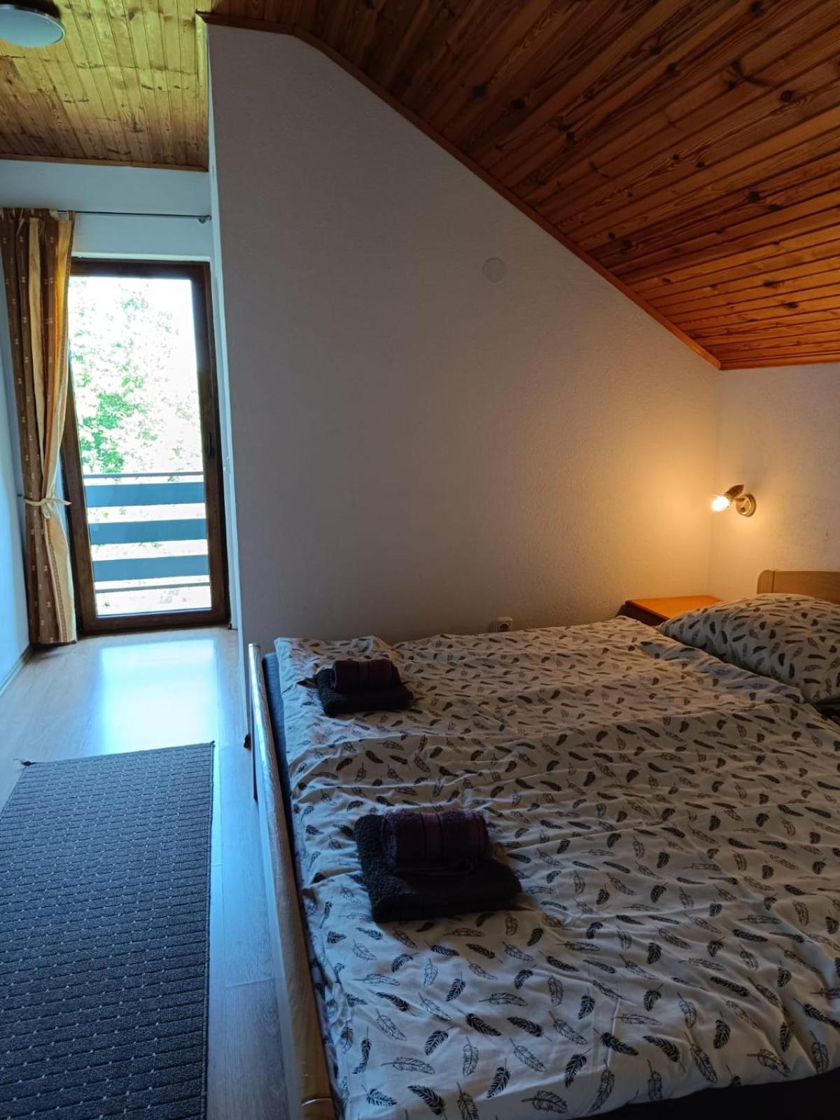 Guesthouse Mirko Hodak سيليست دريزنيكو المظهر الخارجي الصورة